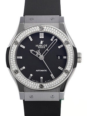 Hublot Classic Fusion Titanium Diamonds 33 581.NX.1170.RX.1104
