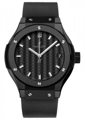 Hublot Classic Fusion Black Magic 33 581.CM.1771.RX